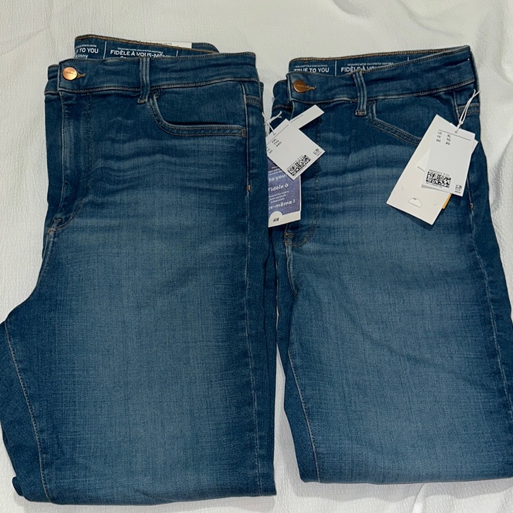 H&M TRUE TO YOU SKINNY ULTRA HIGH ANKLE JEANS